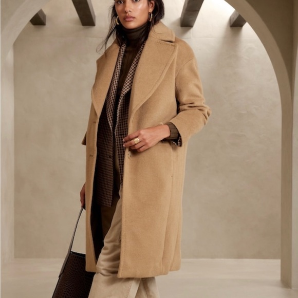 Banana Republic Jackets & Coats Banana Republic Sunday Coat Trench